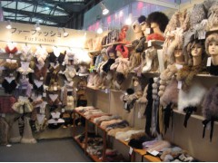 外貿出口日本兔毛狐貍毛圍巾披肩耳捂箱包